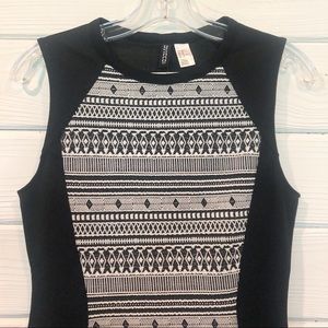H&M Divided Sleeveless Bodycon, Aztec Print Dress size 10